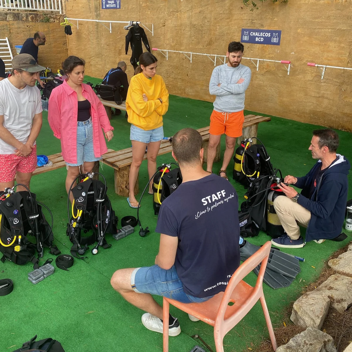 Convertirte en Profesional PADI en Tossa de Mar - Divemaster e Instructor PADI